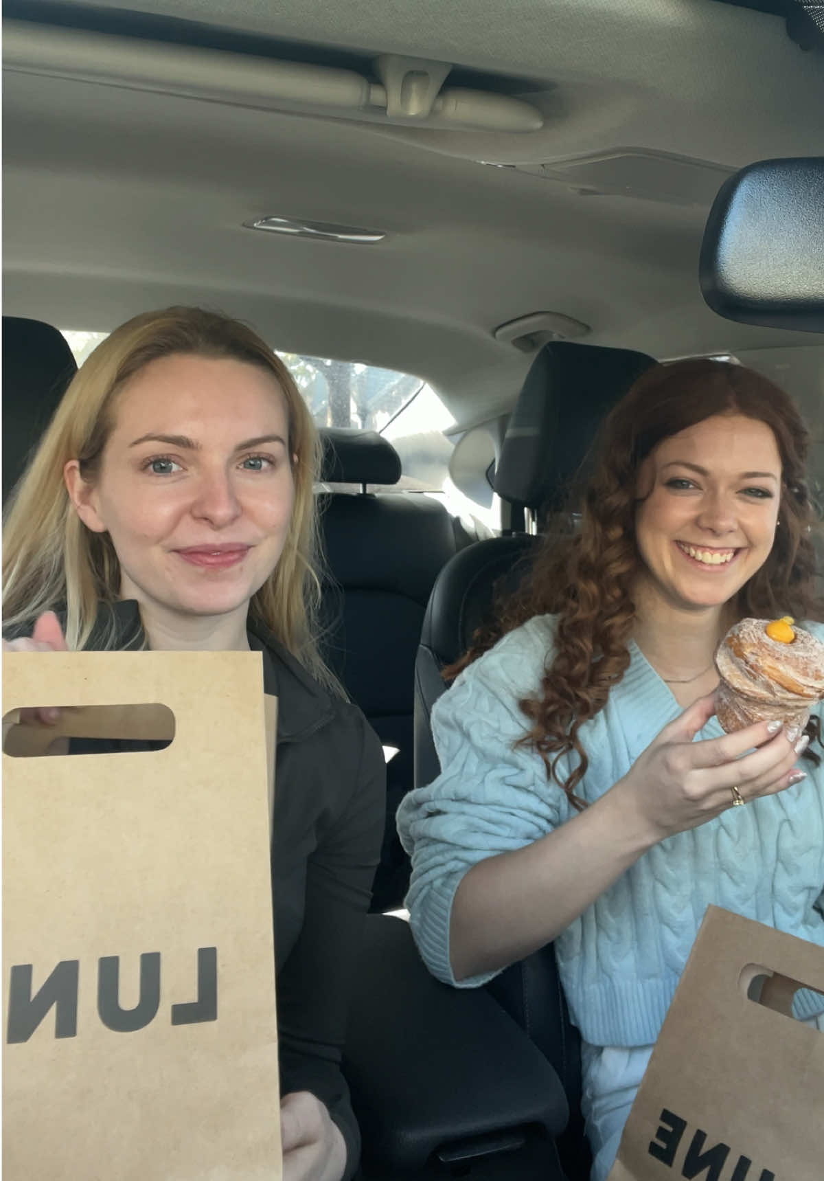 Trying LUNE! Was it worth the hype though?  Meh. I feel like it tastes like a pastry SHOULD taste… and that maybe, we are so used to bad pastries that we have glorified a normal one? I don’t know.. 