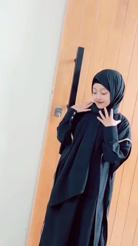Warna netral yang masuk ke semua tone kulit 😍 #gamisanaktanggung #gamislebaran2025 