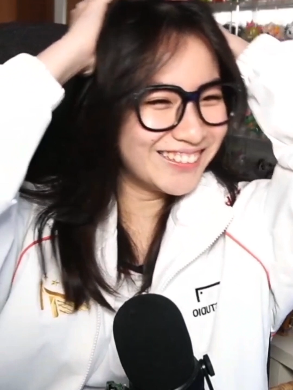 ADEL vs ANOMALI MAS ADE 😂 #nastasiaadelinee #set1awanade #b2f #foryoupage #fyp 