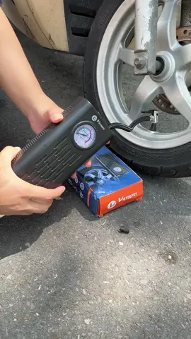 Máy bơm hơi mini cầm tay #xh #baocoluong #maybomxe #maybomlopoto #vietdepot 