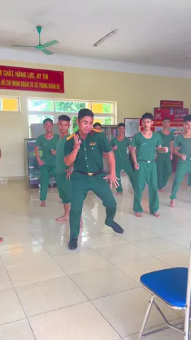 Thứ 6 yêu thương #nhay #traitimemtinhyeunguoilinh #xuhuong #vannghequandoi 