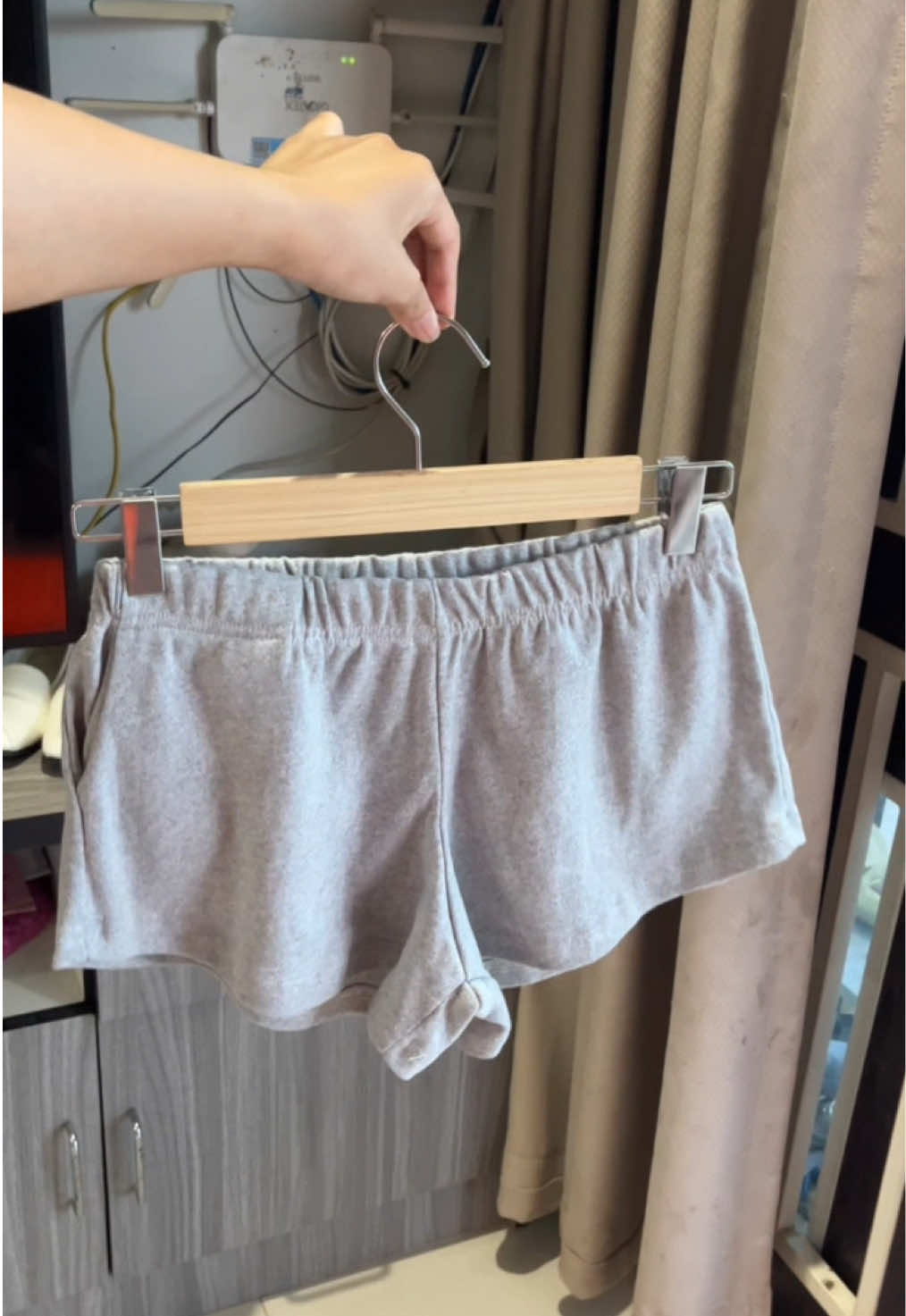 พิกัดกางเกงขาสั้นผู้หญิง Babypant🍑 เนื้อผ้าหนา ทรงสวย #babypant #กางเกงขาสั้น #กางเกงขาสั้นผู้หญิง #กางเกงขาสั้นสายฝอ  @T.aki  @T.aki  @T.aki 