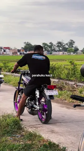 Masio akeh tambalane tetep disyukuri🙋🏻‍♂️ #blembingclassic #spekblayer #sampitaksopirsess #fypシ #rxking_surakarta @SAM PIITAK SOPIR SEEZ 