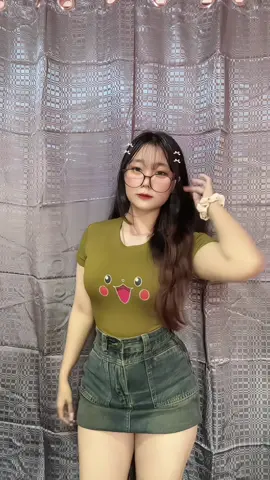 5တန်းနှစ်က ကျောင်းမှာ ဒီသီချင်းနဲ့ကခဲ့တာဗျ😂#linlaelaehtar3 #linlaelaehtar45 @L  