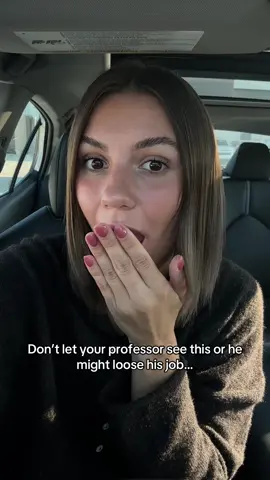 Hope my professor doesn’t see this… #professor #college #collegelife #studyhacks #studytok 