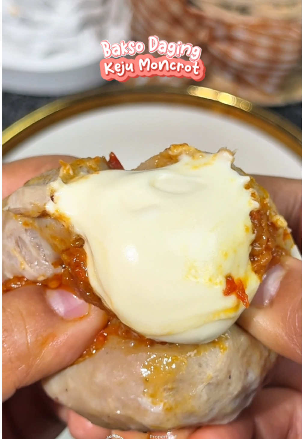 Membalas @peni.listi bakso daging keju moncrot#baksodaging #baksourat #baksokeju 