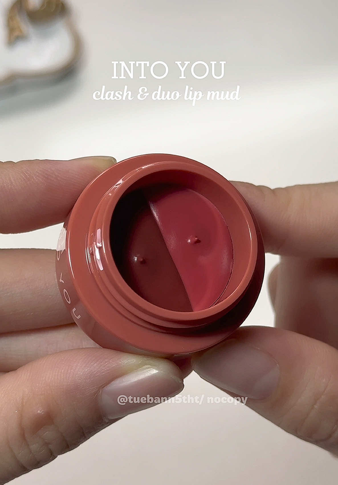 Son bùn hũ INTO YOU mua 1 mà được hẳn 3 màu lun nha mấy bà 🤩✨ #intoyouvn #intoyouduolipmud #sonbunhu2mau #sonhuintoyou #makeup 
