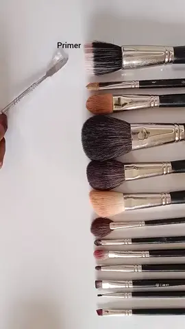 Use of Brushes according to make up 💅🏻🌹👌🏻💝
