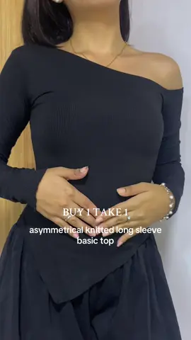 buy 1 take 1 na!!! 😍 asymmetrical knitted long sleeve basic top  #basictop #asymmetricaltop #outfitideas #fyp #fyppppppppppppppppppppppp 