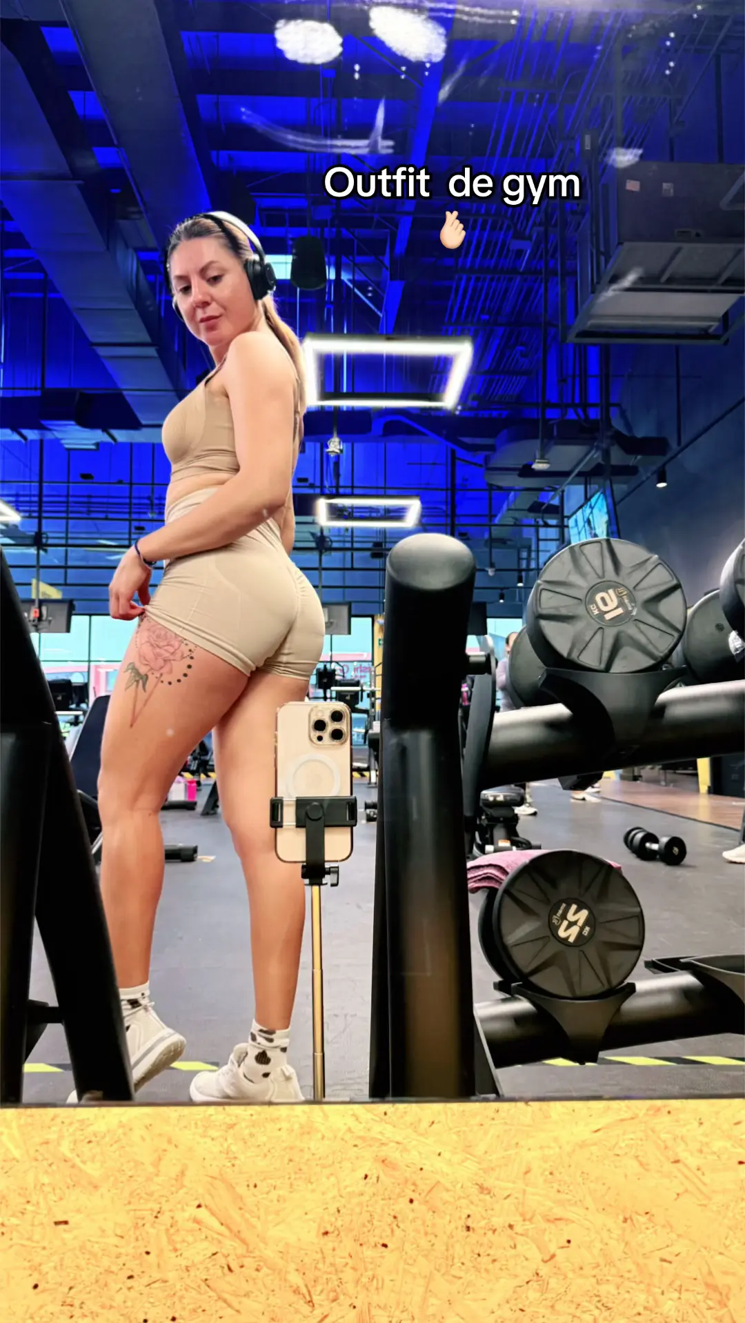 #gym #outfit #gym #girl #gymgirl 
