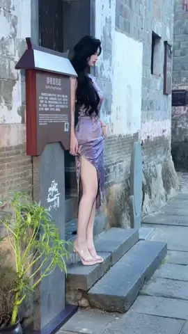 紫色太有韵味了 #旗袍 #纸鱼 #御姐 