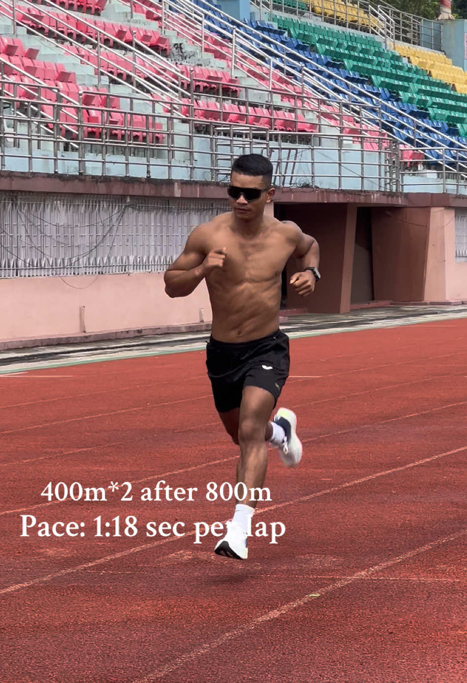 #creatorsearchinsights  1km jogging  800m Best timing (2:13 sec) 400m*2 (Pace:1:18 sec per lap) #Fitness #Running #athlete 