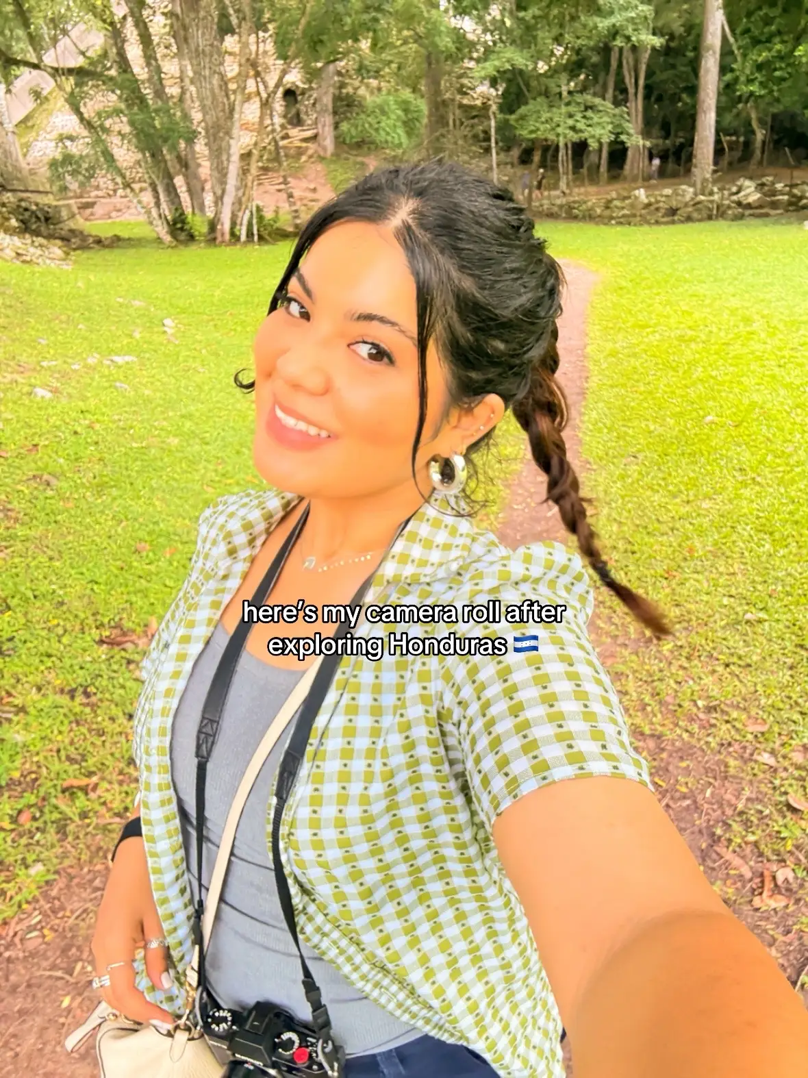 Here’s just a few of the shots I took while doing the Ruta Lenca en Honduras. We started off in the Copán Ruinas and went to Gracias, La Esperanza, Márcala, and Santa Rosa. Each Pueblo is filled with cute shops, culture, food, history, and amazing people along the way to talk to. By far one of my all time favorite adventures here in Honduras. I will say we did this all in 2 days, it was rough. It is not for the weak, the roads are bumpy, there’s tons of driving to get to each location of the route but if you have a great guide you should be good. One of my favorite spots was La Esperanza the temperature here was so cold and they made some of the best hot chocolate I have EVER had! Overall, this was an amazing experience and would recommend to anyone wanting to know more about Honduras! 🇭🇳 #honduras #rutalenca #travel #exploring #centralamericatravel #hondureña #culture #ruinasdecopan #copanruinas #laesperanzaintibuca #graciaslempira #wheretonext 