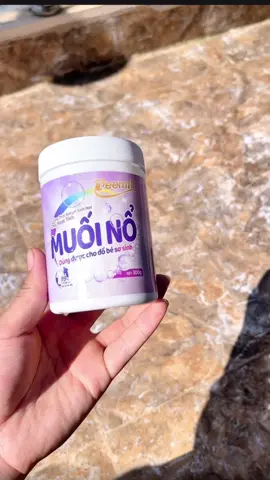 Muối nổ làm sạch quần áo giày dép #muoino #lamsachquanao 