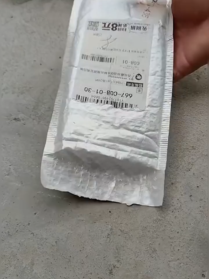 不用剥线皮、不用缠胶带，直接插进去就能快速接线，牢固又安全！#快速接线端子