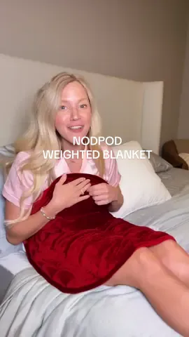 Finally a weighted blanket that doesn’t overheat 💤 The NodPod weighted body blanket gives all the calming pressure without making you sweat 🌙  #weightedblanket #hotsleeper #nodpod 