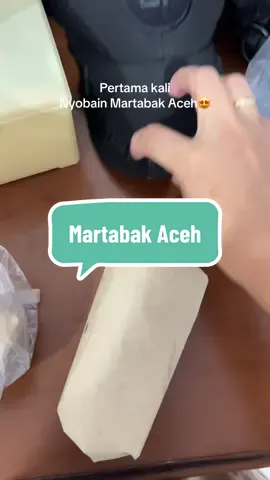 Kayak omelet yahh.. 😍😍 acar nya suka bgtt #fyppppppppppppppppppppppp #kulineraceh #martabakaceh #persitkartikachandrakirana #tniindonesia🇮🇩 