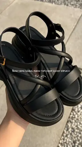 #sandalwanita #rekomendasisandal #sandalkekinian #sandalmurah 