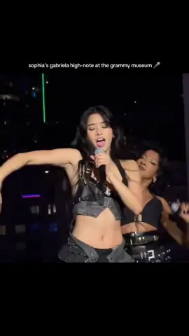 sprinkle us with that throat chakra ctto! wowwww #fyp #katseye #katseye_sophia #sophialaforteza 