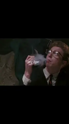 I know what I like || #deadpoetsociety #stevenmeeks #stephenmeeks #girls #nerds 