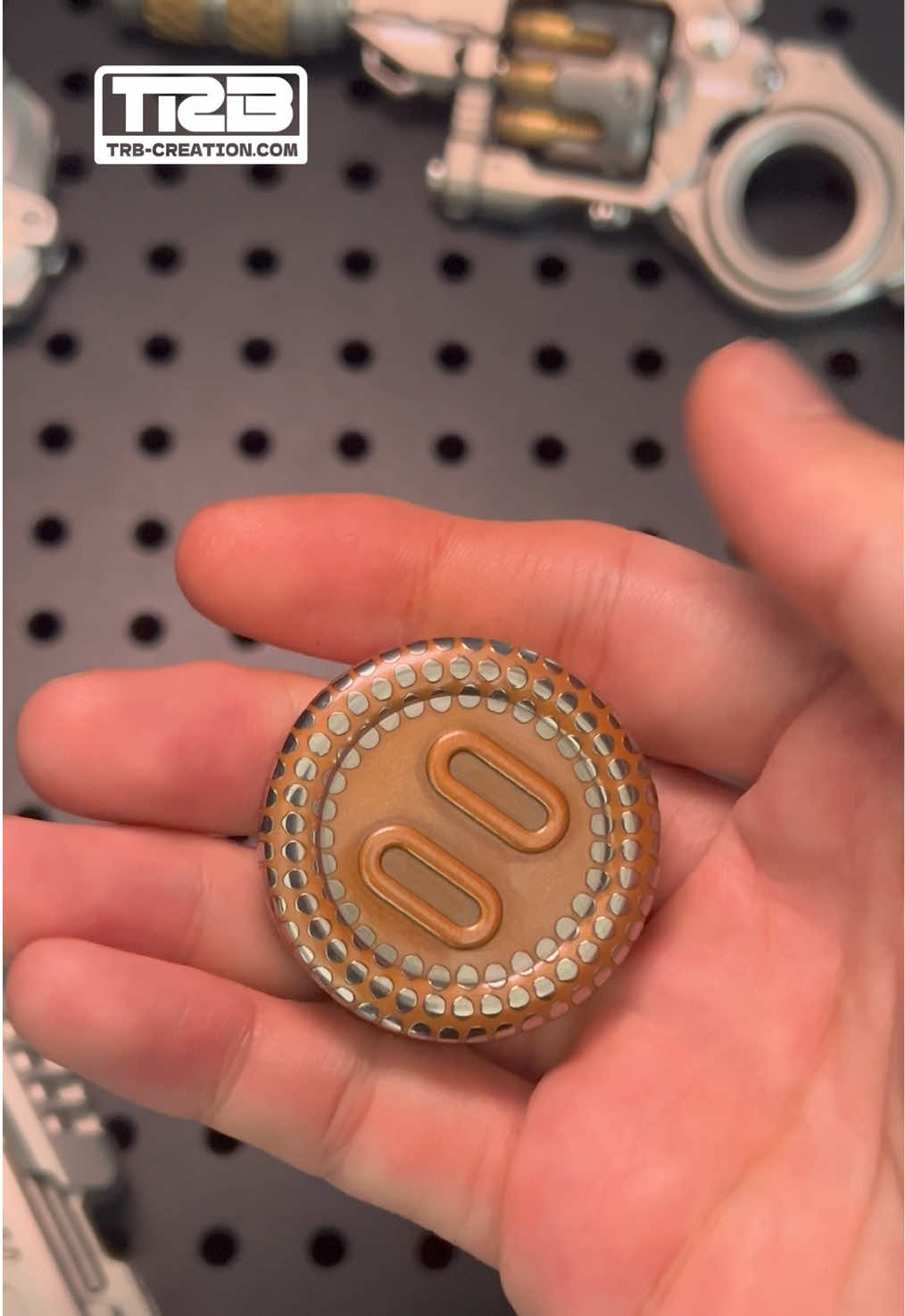 Heads or tails? Nah… it’s all dopamine either way 🔥 #f#fidgettoysa#adhd#e#everydaycarryg#giftforhimfidgetslider 