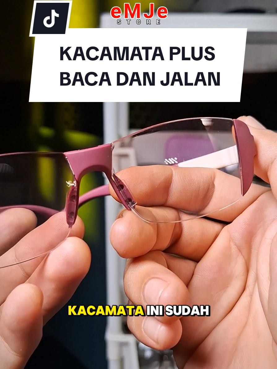 Membalas @icha061278 Terima kasih semoga kacamata bacanya bermanfaat dan cocok,  kacamata baca dan jalan dua lancer-lencer redup anti silau kacamata lensa plus untuk membaca bisa buat melihat jauh ada lensa Jalan lensa normal #kacamatabacamultifungsi #kacamatabacadanjalan #kacamatabacaplusjalan #kacamatabacaplus #kacamataplusbaca 