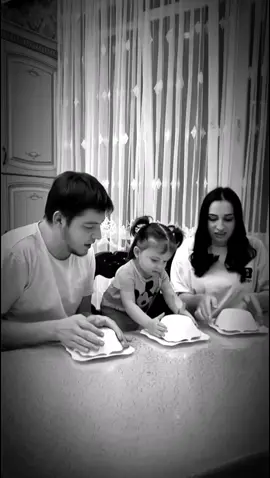 البنت وما ادراك ما البنت قره عين ابيها ربنا يرزق كل محروم #اكسبلور #تصميم_فيديوهات🎶🎤🎬 #fyp #سوهاج_قنا_اسيوط_اسوان_المنيا_الاقصر #ترند 