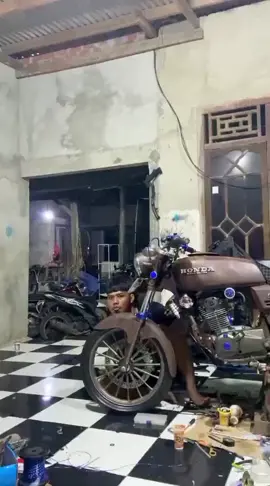 karat 24 emas 🚀🚀🚀  @Yudaaa @igunnn @@Andri setiawan @picexxx @justcontent🚀 @✨GL MAKLAR 🤪#gl100indonesia🇮🇩 #gl100klasik #gl100modifikasijatim #CapCut #fyppppppppppppppppppppppp 