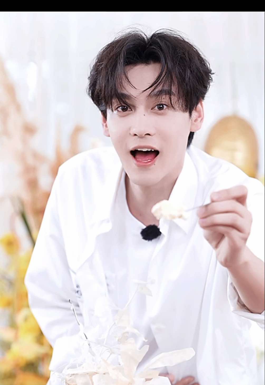 xuning was so sweet and all smiley during his birthday live im so happy 🥹🥹 #tianxuning #田栩宁 