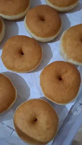 Ada yg samaan ga kalau bikin donat, yg tau tipsnya supaya hasil sama boleh share di komen ya #donat #donatbanjarnegara #fyp 