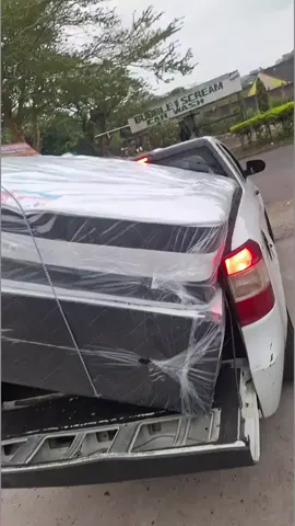 R3000 Cash on delivery please call or WhatsApp 0842778217 