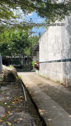 Jam mepet bro😭😭 #komedi #sholatjumat #pov 
