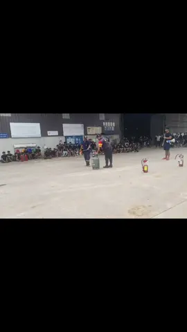 #မီးသင်တန်းလုပ်နေပုံ