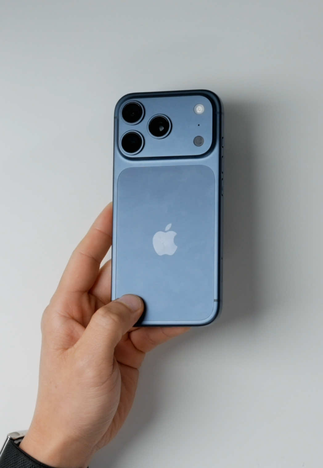 Unboxing the new iPhone 17 Pro in Deep Blue. I kinda like the Apple’s new “camera plateau” design but wild it doesn’t come in Space Black. My full review up after a week of use! #iphone17pro #iphone17 #iphone17prodeepblue #unboxing #fyp  
