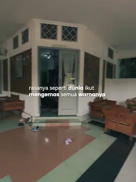 Pulang kerumah biasanya ada sambutan Walikumsalam dg khas suara mamak yang selalu dirindukan, girang menyambut cucu yg datang, sampai dikamar tidur dg satu set bedcover yang rapih, lantai yang mengkilat karena ada yang cerewet mengatur art, menu makanan yang di masak mamak, kini semuanya berubah bukan hanya orangnya yg pergi tapi peraturan dirumah inipun berubah. Al-fatihah Hj. Zulhana Binti H. Musa #CapCut 