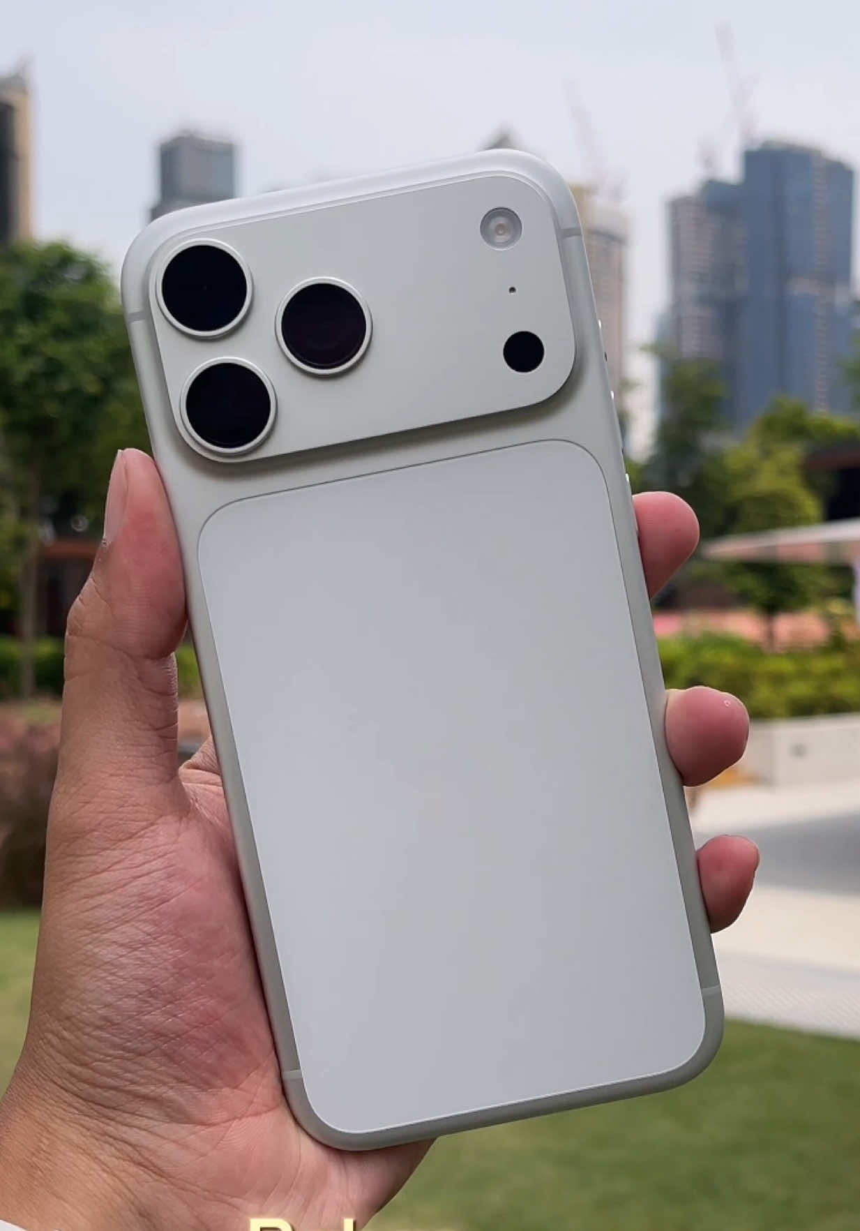 Unboxing IPHONE 17 PRO MAX Silver Tapi jujur body nya alluminium, Rasanya Better Tittanium. 😑 #wargakohcun