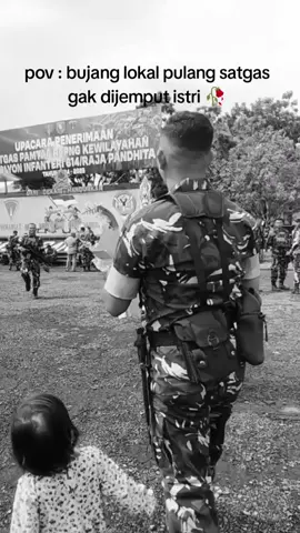 pulang satgas gak dijemput istri , dijemput seniorpun girang lah aku 🫢 #satgaspapua #yonif614rjp #614 #papua #fyppppppppppppppppppppppp 