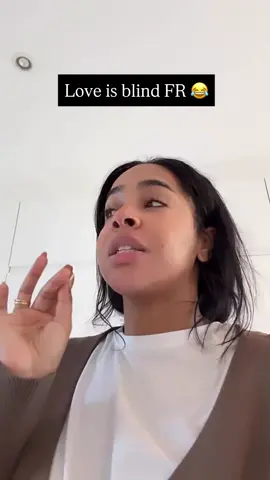 Je suis plié Thomas n’est pas architecte mais menuisier 😂😂 #loveisblind #loveisblindfrance #netflix #yanissaxoxo 