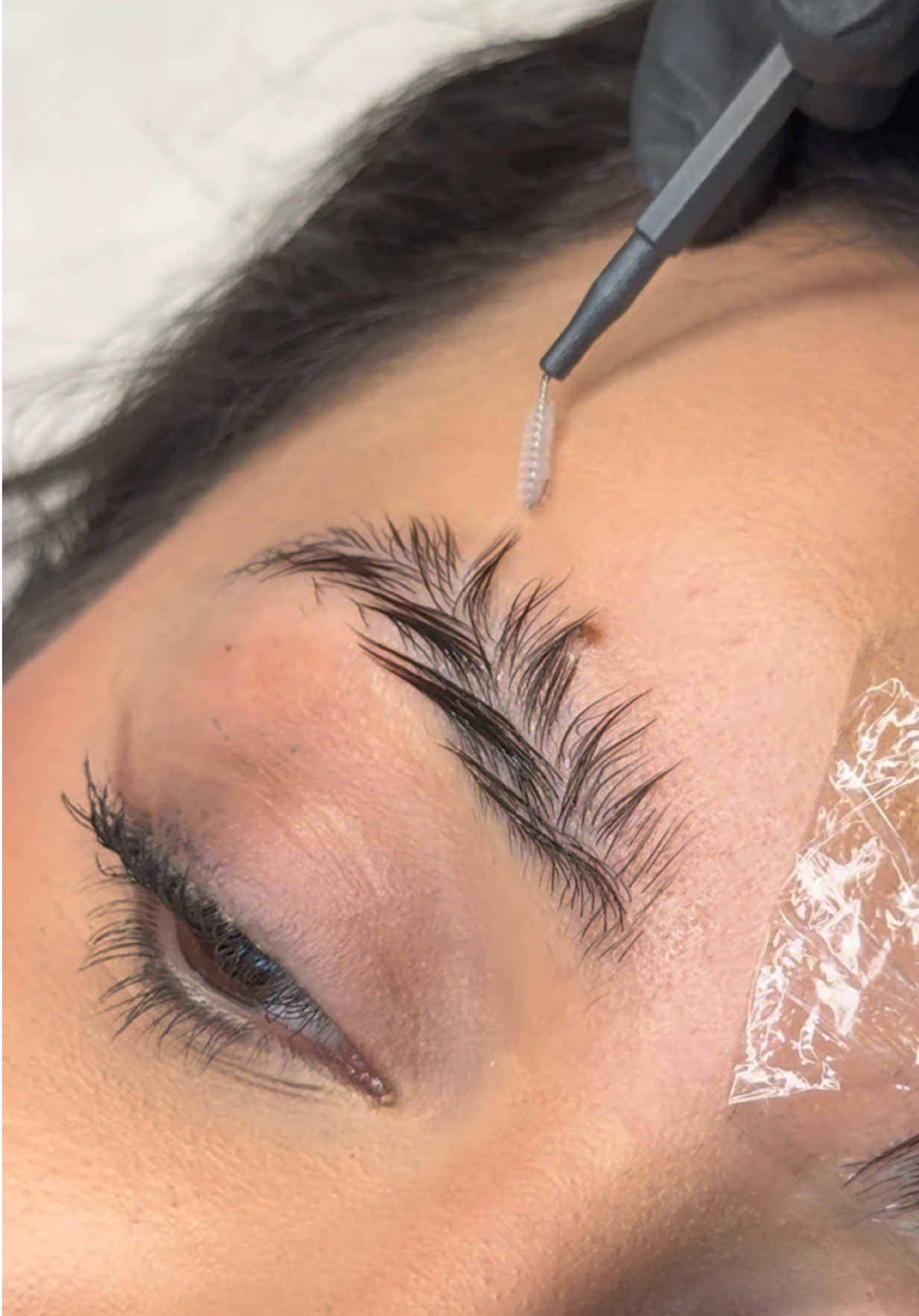 𝙎𝙏𝙀𝙋 𝙊𝙉𝙀: 𝘽𝙍𝙀𝘼𝙆𝙄𝙉𝙂 𝘿𝙊𝙒𝙉 𝙏𝙃𝙀 𝘽𝙊𝙉𝘿𝙎 🧬 📍 Located in Blacktown 🔗 Bookings via link in Instagram bio 💌 Send a DM for any enquiries #hybriddyebrows #fyp #browlaminationsydney #sydneybrows #browlamination 