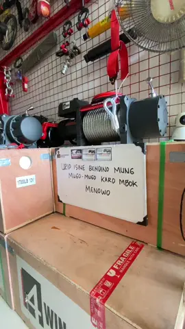 order aksesoris jeep 4x4 & towing bisa wa 088706690906 #fyppp #masukberanda #towing #offroad #suzukijimny 