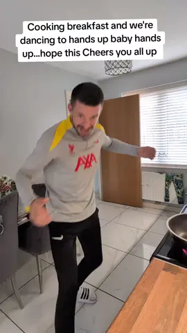 Breakfast dance....A dance it out a day keeps the sad thoughts away let's keep spreading the joy 💙💙💙