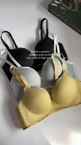 All-day comfort, zero wires ✨ #bra #undergarmnets #setofbra #brarecommendation #nonwirebraseamless 