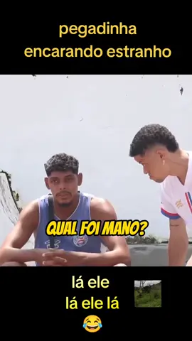 pegadinha encarando estranho 😂#humor #pegadinha #tiagojose 