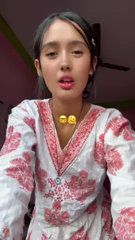 Cinema mah model vanda kam xaina #fyp #surkhetmuser🇳🇵 #trendingtiktok #trending #fyppppppppppppppppppppppp 