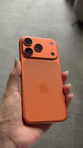 Cận cảnh iPhone 17 Pro 🔥🔥🔥 #canthohub #iphone17pro #iphonemaucam #iphone17 #apple 