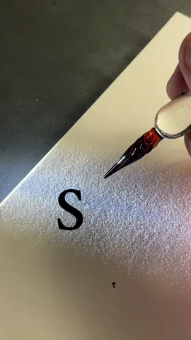 How to sign the letter S?