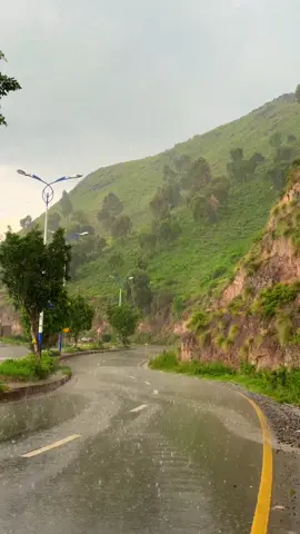 أمطرت سيدة كل المدن إب 🇾🇪🤍امطار اليوم 🤍