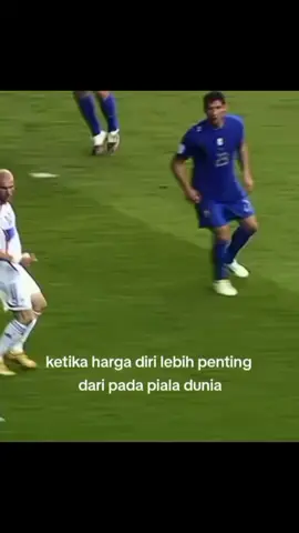 harga diri dan kartu merah terbaik dunia  #zidane 