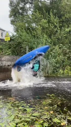 Atleast I didn’t get wet #kayak 
