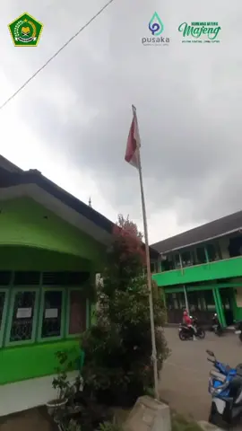 📚 BIMBINGAN PERNIKAHAN: Membangun Rumah Tangga Sakinah dari Awal yang Berkah 💍 Menikah bukan sekadar penyatuan dua insan, tapi juga awal tanggung jawab besar dalam membangun keluarga sakinah, mawaddah, wa rahmah. 💞 Melalui Bimbingan Perkawinan Pra-Nikah, KUA hadir untuk memberikan bekal ilmu, mental, dan spiritual bagi calon pengantin. 🧾 Dasar Hukum: 📖 Undang-Undang Nomor 1 Tahun 1974 Pasal 1 “Perkawinan adalah ikatan lahir batin antara seorang pria dan seorang wanita sebagai suami istri dengan tujuan membentuk keluarga (rumah tangga) yang bahagia dan kekal berdasarkan Ketuhanan Yang Maha Esa.” 🕌 Dapatkan bimbingan langsung dari penghulu agama profesional, agar pernikahan bukan hanya sah secara hukum dan agama, tapi juga kokoh dan harmonis dalam jangka panjang. 📍Daftarkan diri Anda di KUA Sapuran. 📅 Jadwalkan bimbingan sebelum hari bahagia Anda. 🌟 Mari wujudkan keluarga Indonesia yang tangguh dan penuh nilai keagamaan. #KUA #KemenagRI #KemenagBerdampak #BimbinganPerkawinan #SiapNikah    